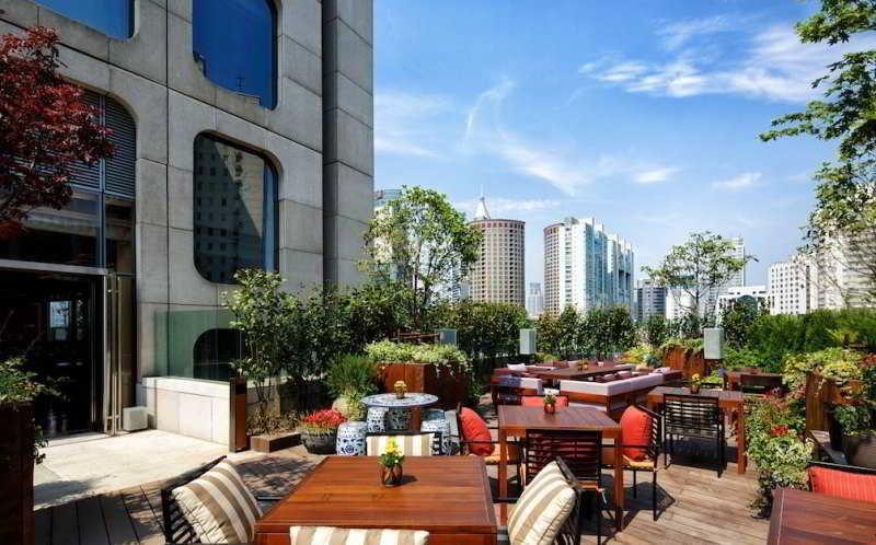 Andaz Xintiandi Shanghai-Free Minibar & Lounge Happy Hour Экстерьер фото